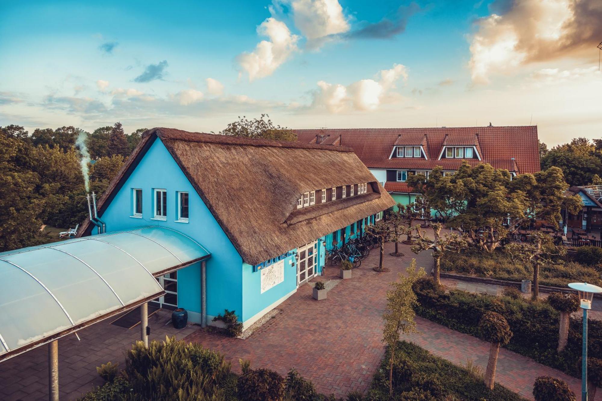 Landhotel Lewitz Muehle Banzkow Exterior photo